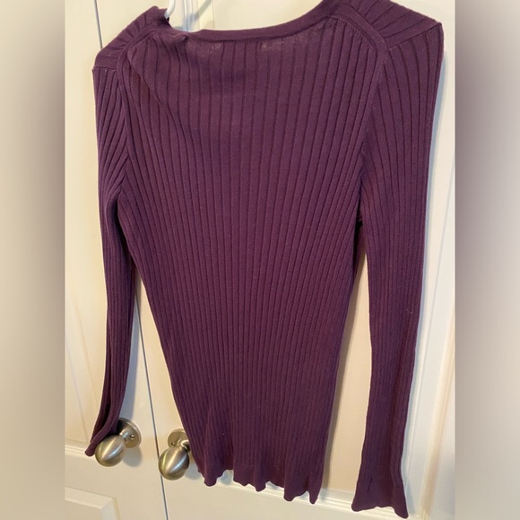 ☀️ GAP Women's Purple Cardigan Button Up Sweater Size M - Picture 4 of 4